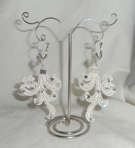 Earrings arabesque lace with Swarovski crystal