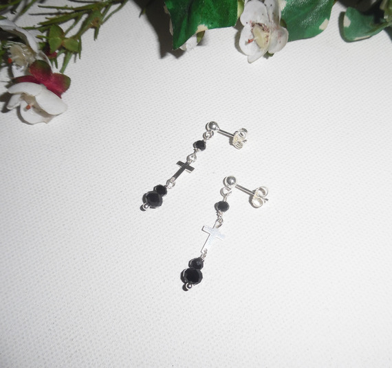 Black crystal beads earrings with cross on 925 silver studs