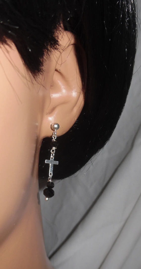 Black crystal beads earrings with cross on 925 silver studs