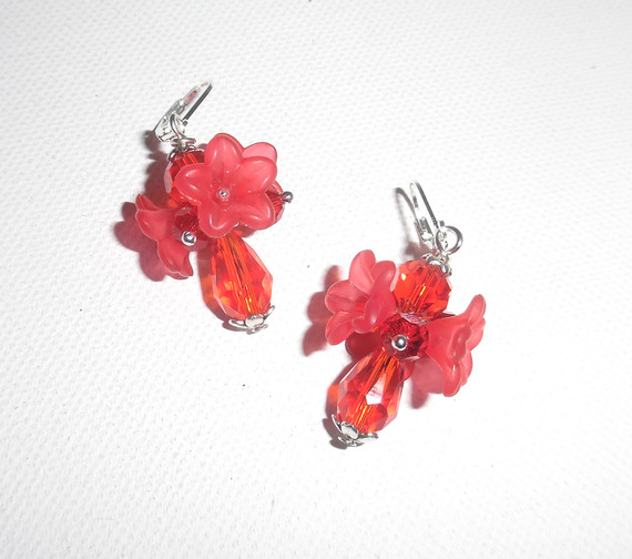 Red flower earrings with crystal beads