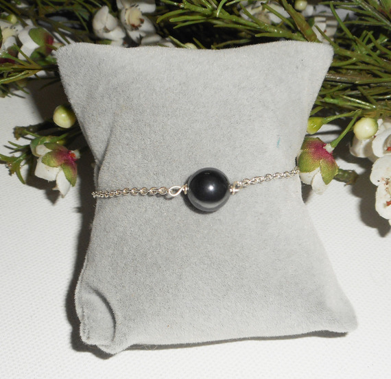 925 silver bracelet with hematite pearl on silver chain