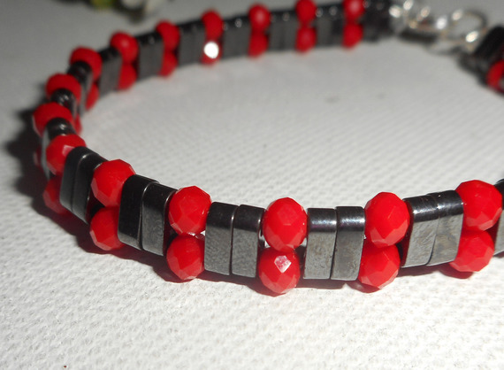 Hematite stone bracelet with red crystal beads and silver 925