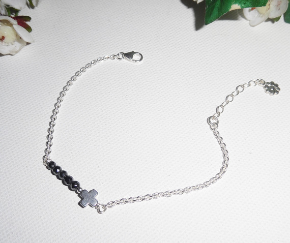 Original cross and hematite stones bracelet on 925 silver chain