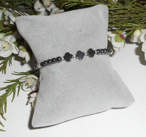 Original bracelet flowers and small stones in hematite with silver tubes 925