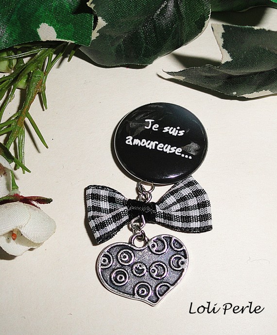 Brooch message "I love you" with crystal bow and drop