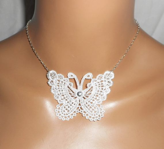 White butterfly necklace in fine embroidery on silver chain