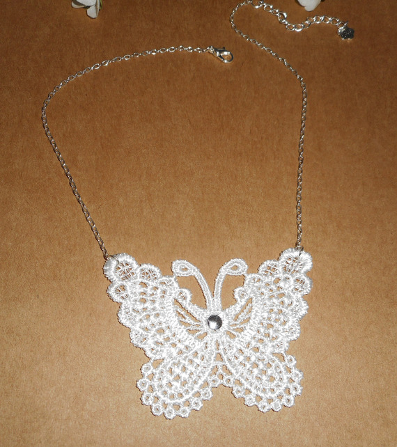 White butterfly necklace in fine embroidery on silver chain