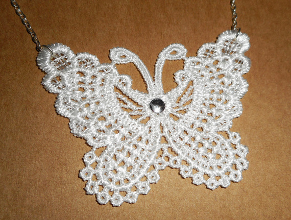 White butterfly necklace in fine embroidery on silver chain