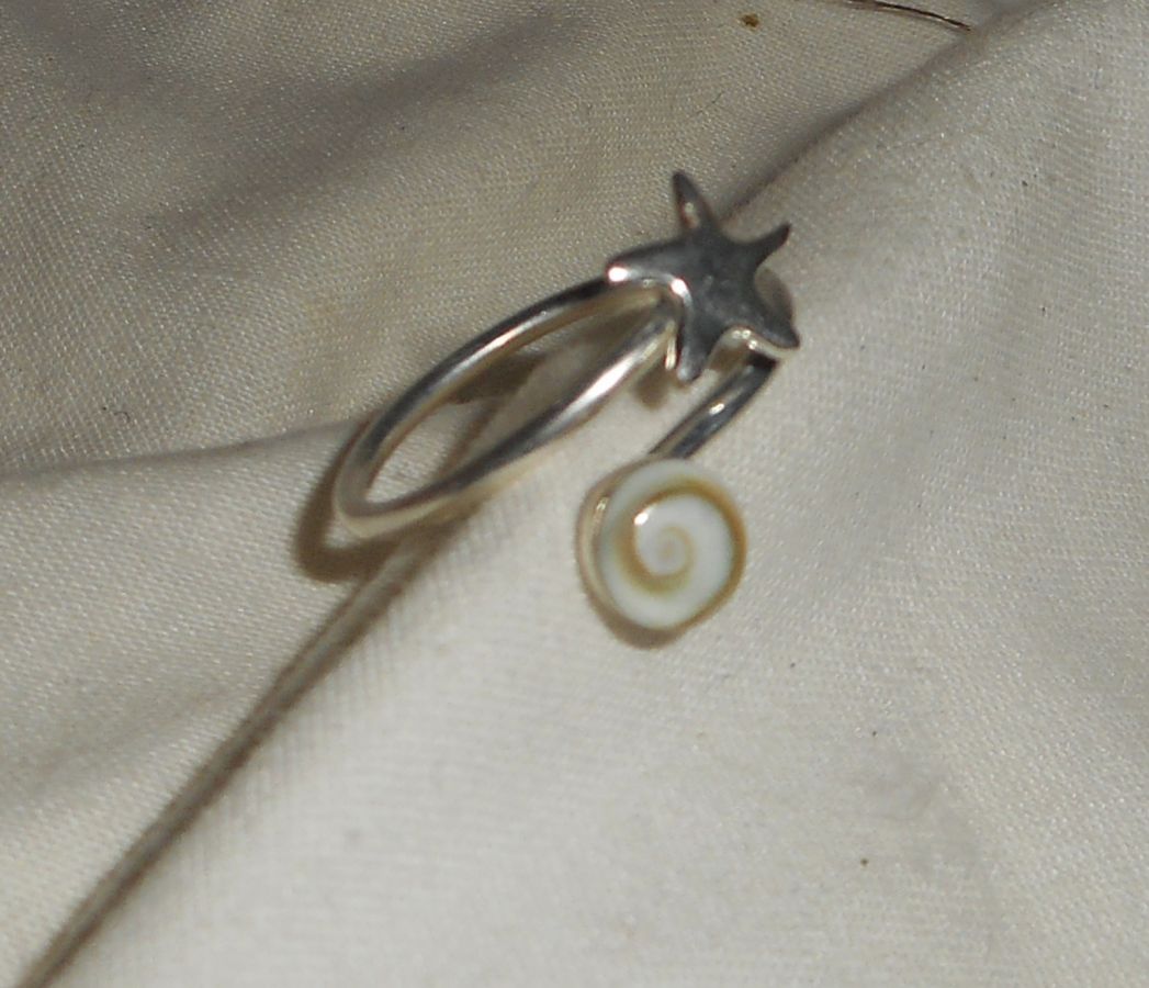 Original 925 silver ring with St Lucia eye music note 