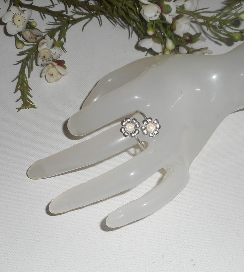 Original 925 silver ring with flowers and white Swarovski crystal