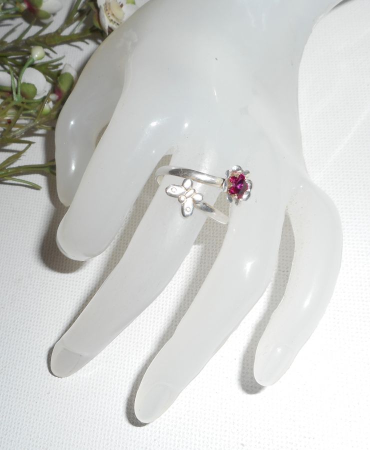 Original 925 silver ring with crystal flower and butterfly