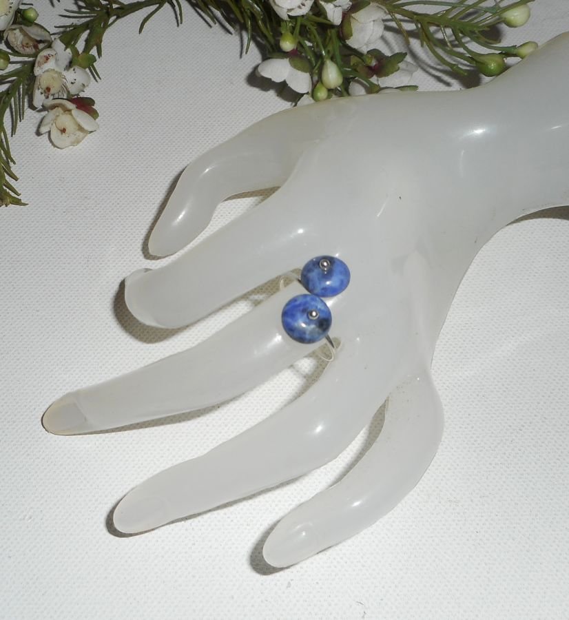 Original 925 silver ring with flowers and blue sodalite stones