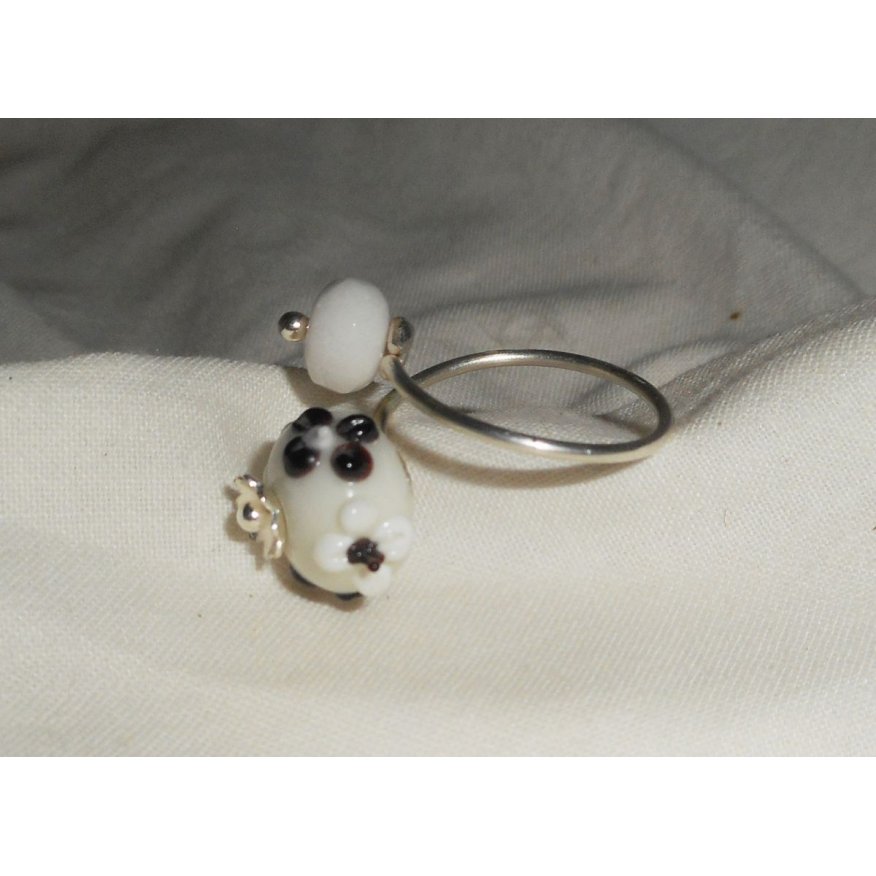 Original 925 silver ring with white jade stone and lampwork pearl