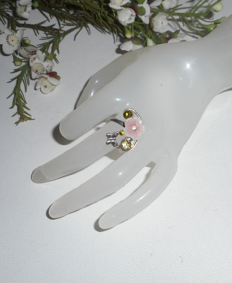 Original 925 silver ring with pink flower and Swarovski crystal