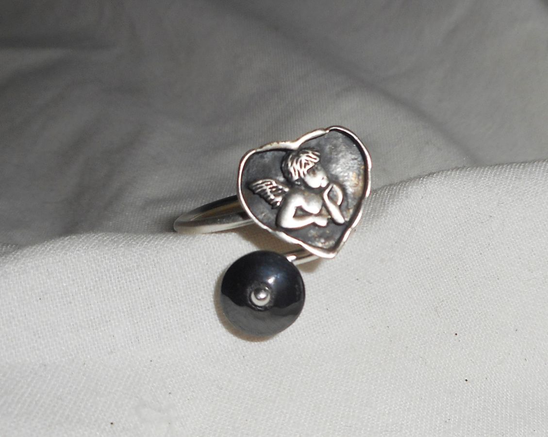 Original 925 silver ring with angel in heart and hematite stone