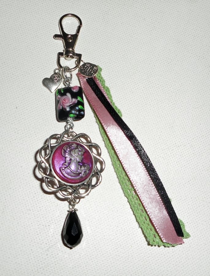 Bag jewelry / keychain glass flower bead and cameo with ribbons