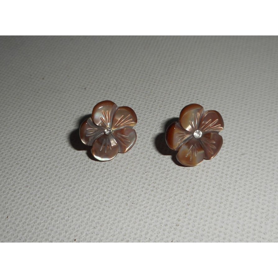 925 silver earrings with brown mother of pearl flower