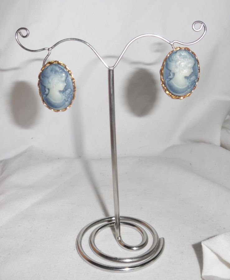 Blue cameo earrings on clips