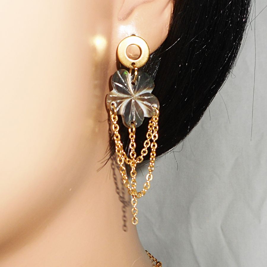 Mother of pearl flower earrings with gold chain