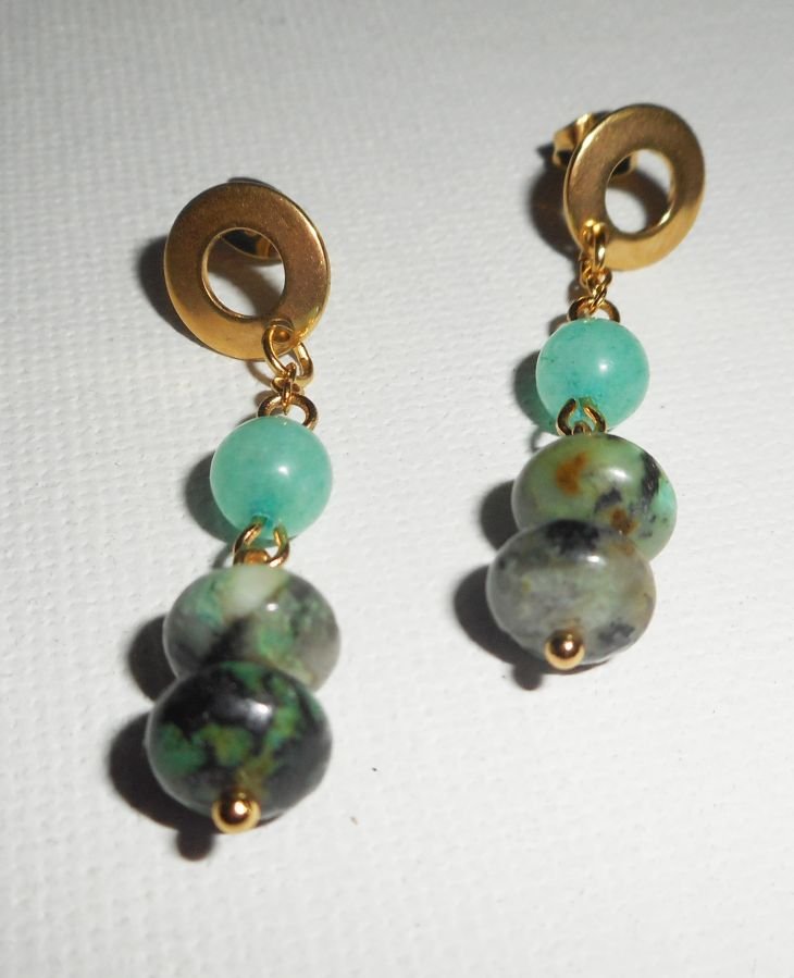 Green jasper stones earrings on stainless steel gold chain