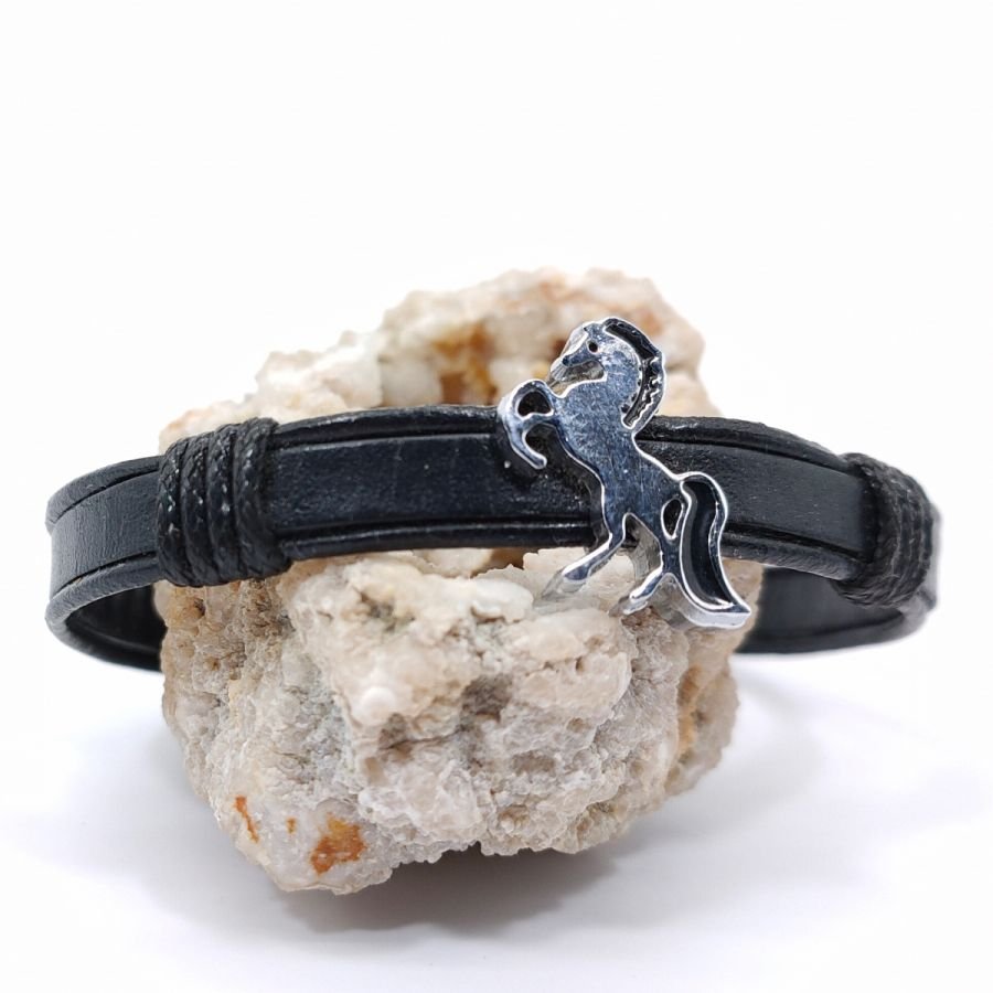 Horse bracelet on leather cord 