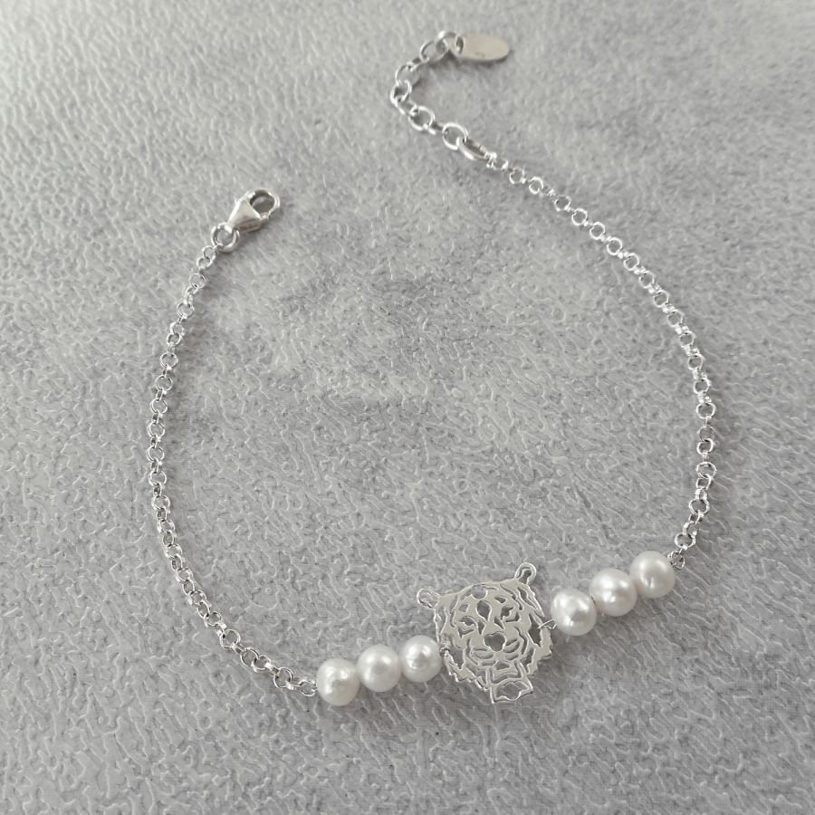 Cultured pearl and tiger bracelet on 925 silver chain