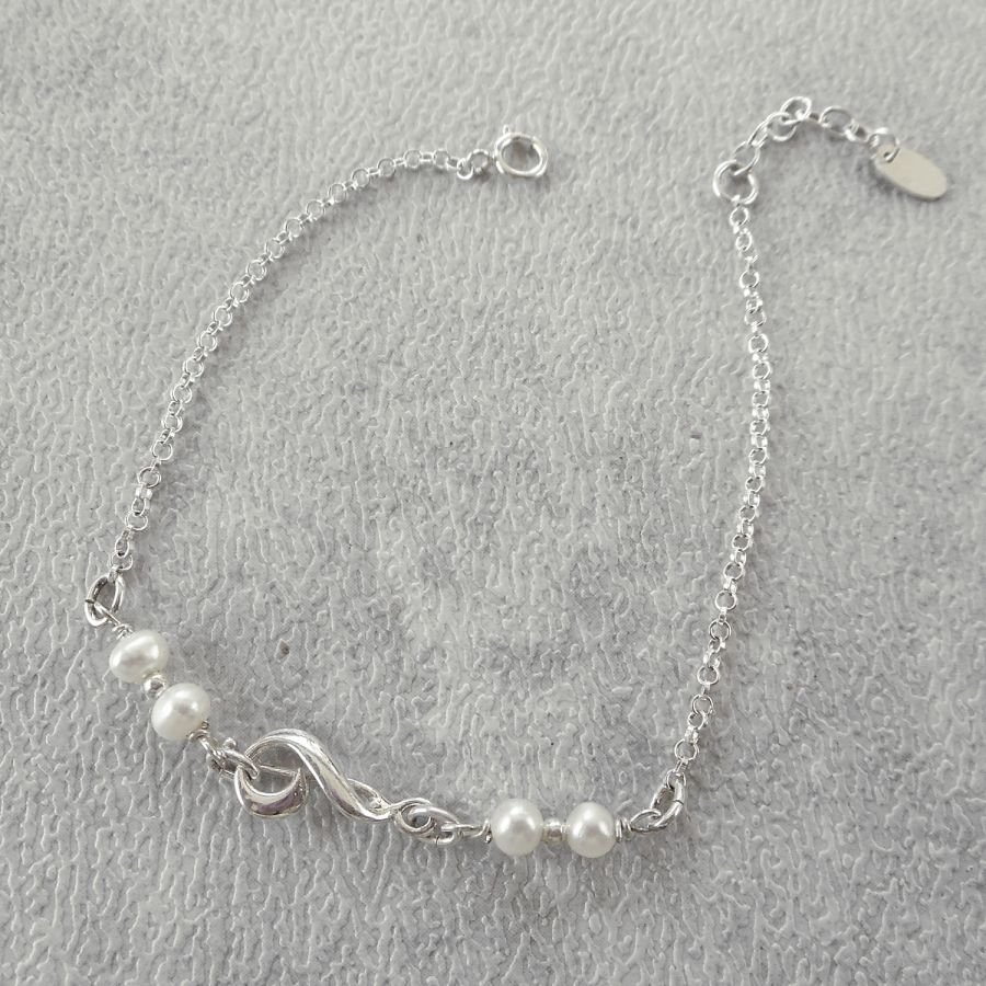 Cultured pearls bracelet with music note in silver 925