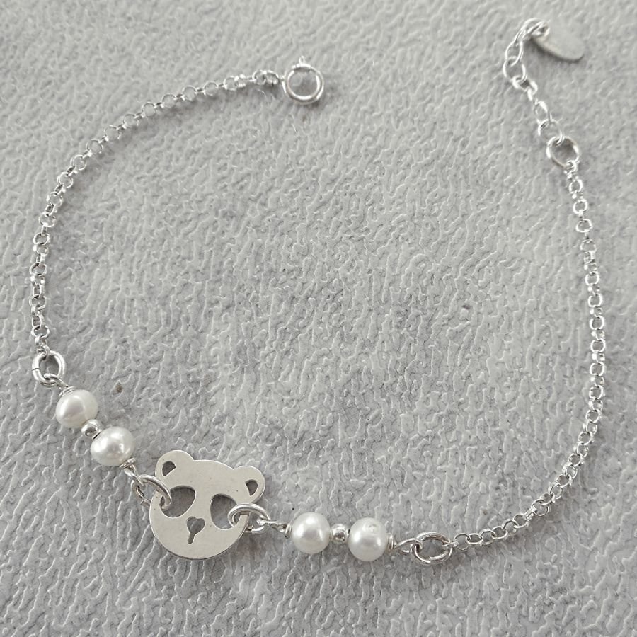 Cultured pearl bracelet with silver panda 925