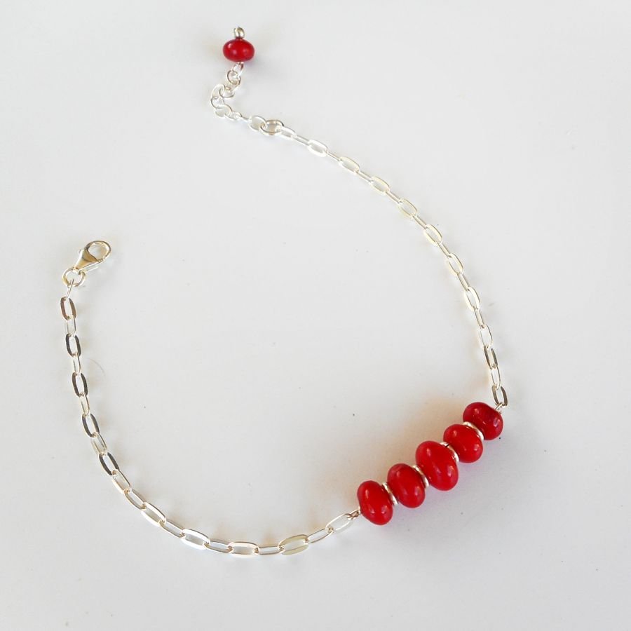 Bracelet red gorgon beads on silver chain 925