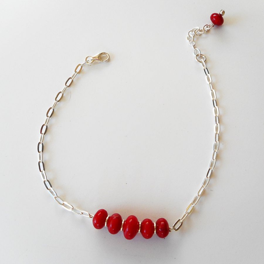 Bracelet red gorgon beads on silver chain 925