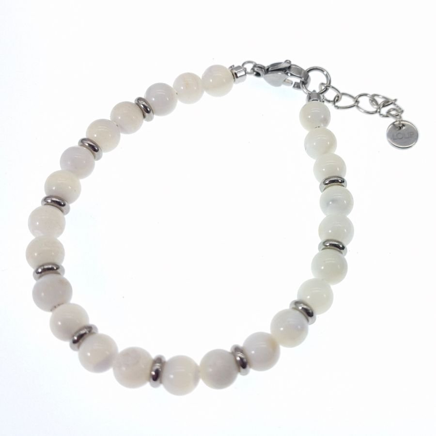 White mother of pearl and stainless steel bracelet