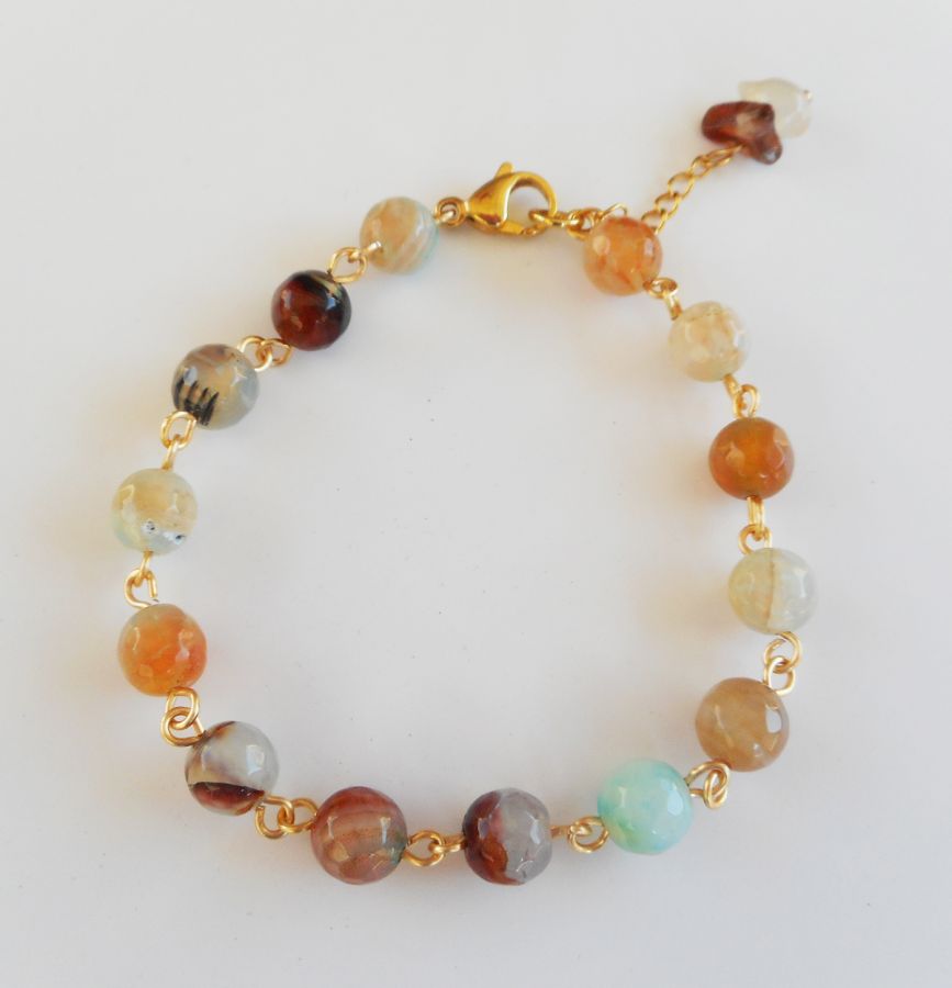 Bracelet with faceted multicolored Agate stones