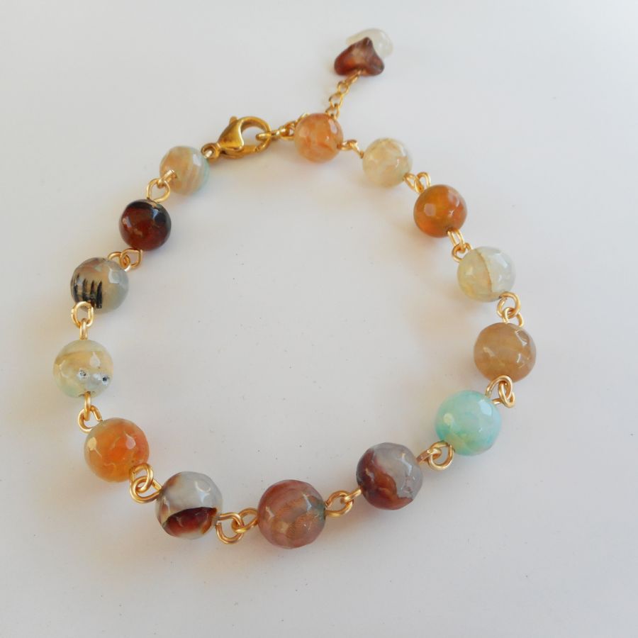 Bracelet with faceted multicolored Agate stones