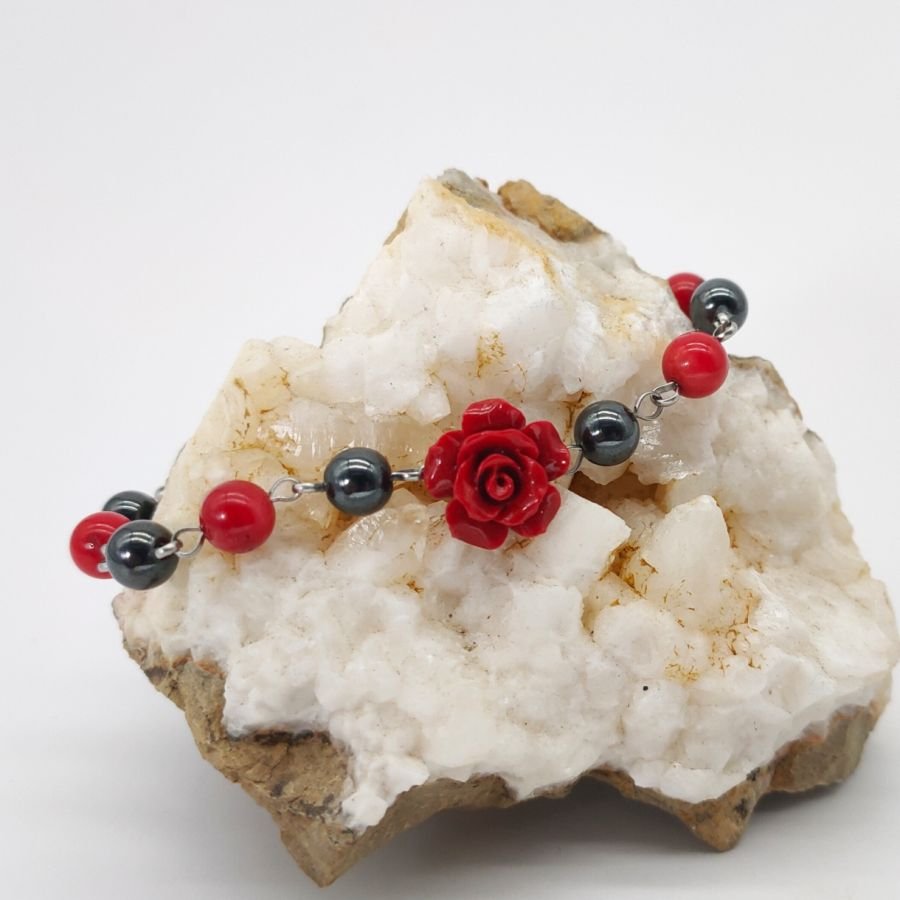 Hematite stone bracelet with red rose