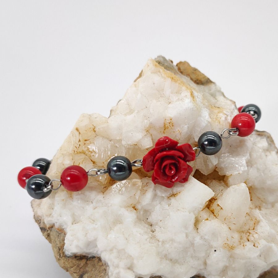 Hematite stone bracelet with red rose