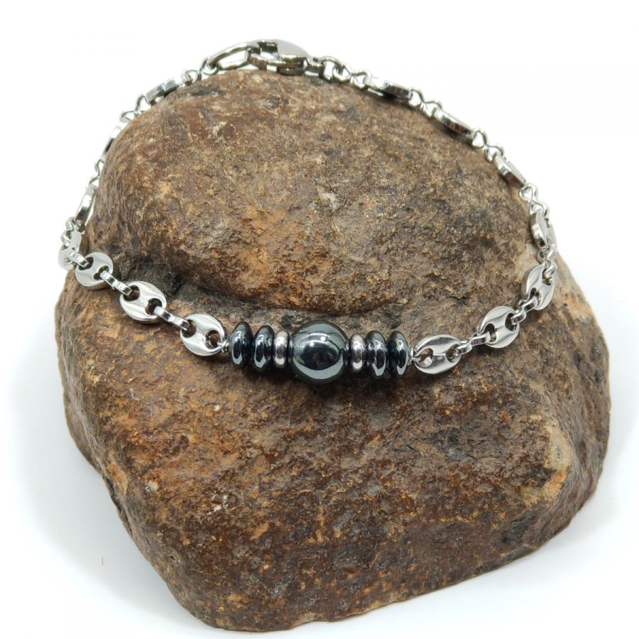 Hematite stones bracelet on steel coffee bean chain 