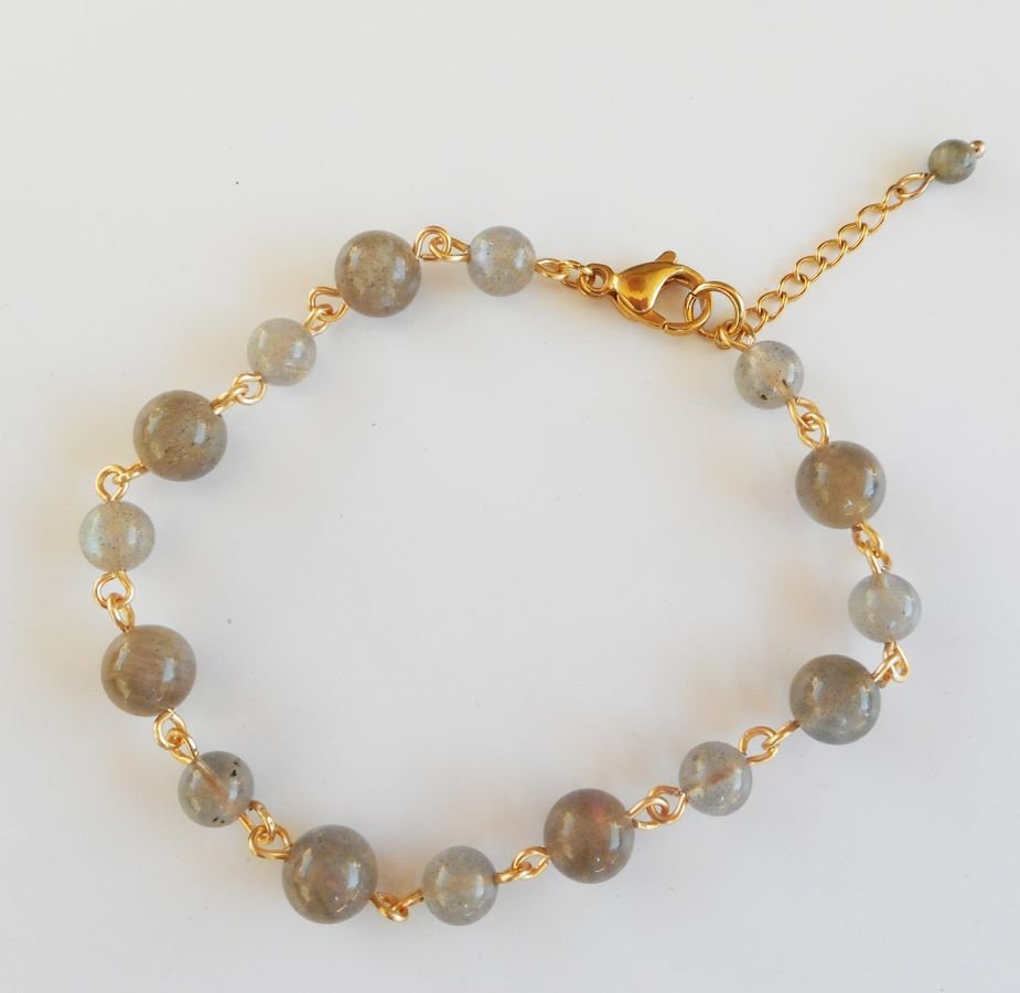 Labradorite stone bracelet