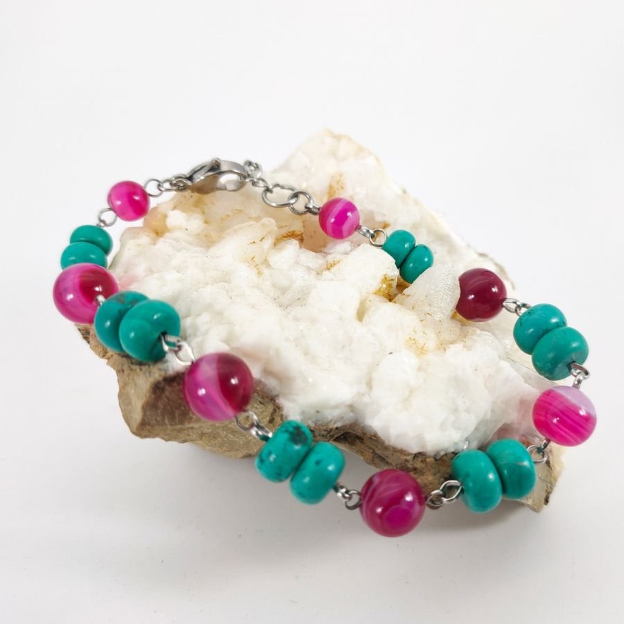 Turquoise and fuchsia pink agate bracelet