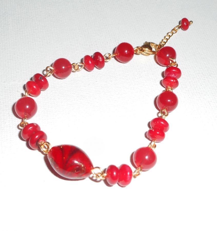 Murano glass and gorgonian bracelet with colored jade