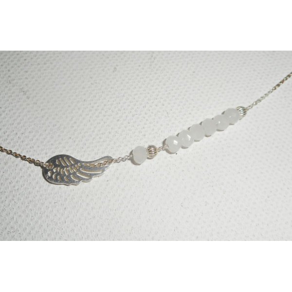 925 silver choker necklace with small wing and white crystal beads