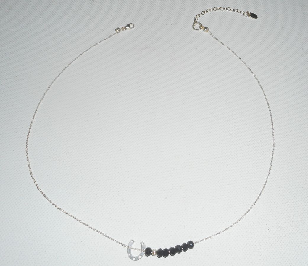 925 silver choker necklace with small horseshoe and black crystal beads