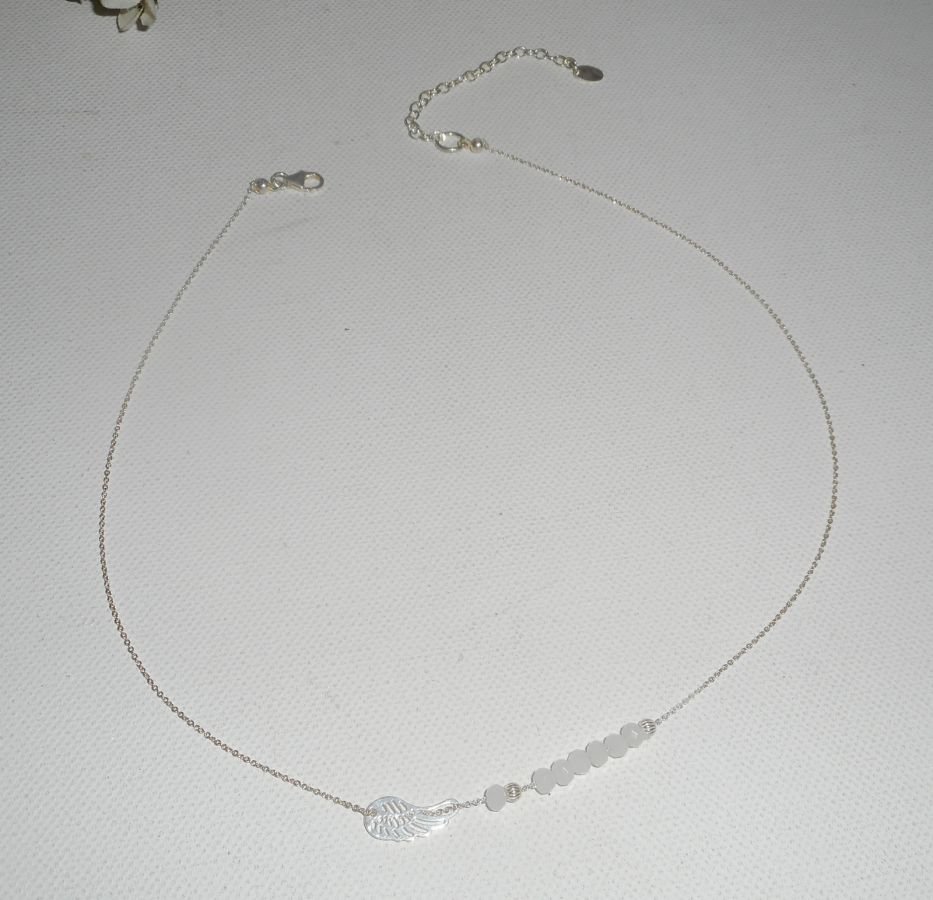 925 silver choker necklace with small wing and white crystal beads