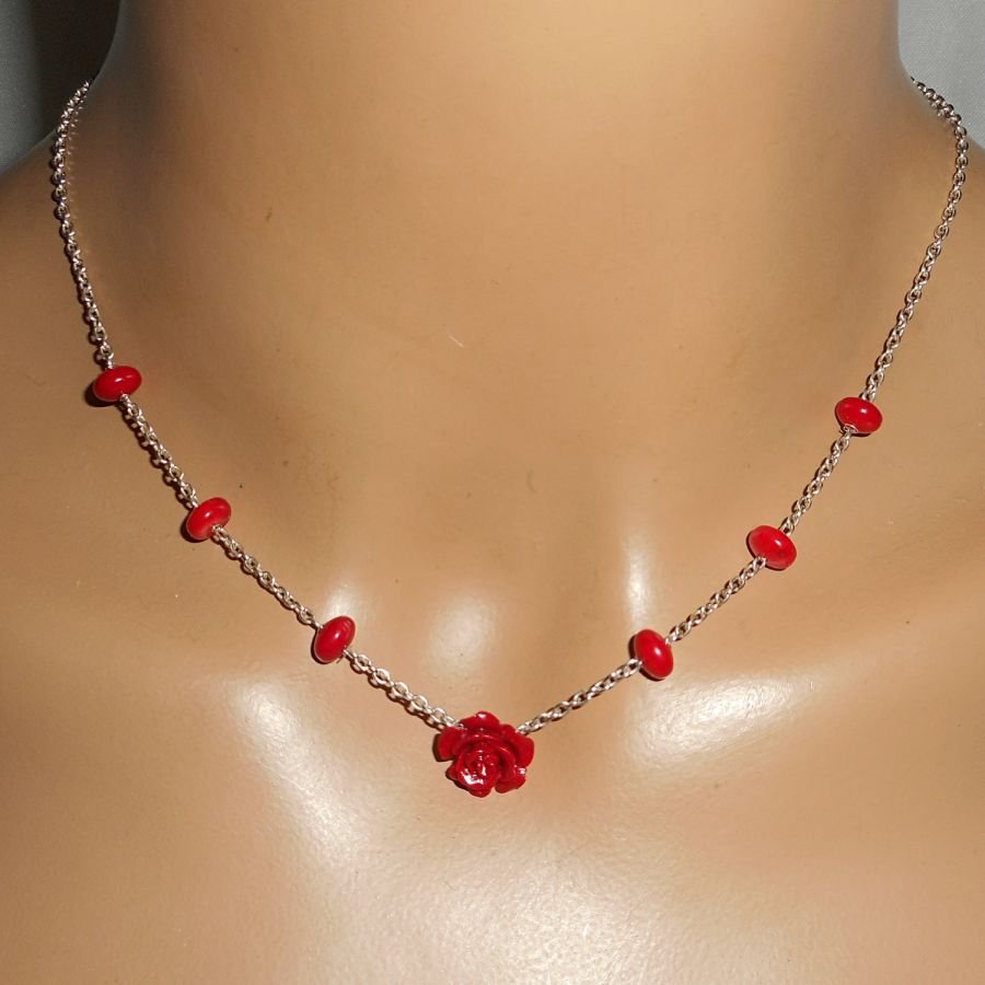 Red pink necklace made of gorgon and silver 925