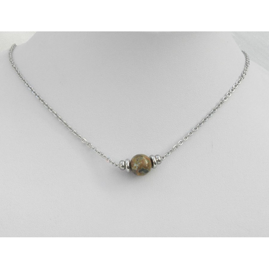 Solitaire necklace with round jasper stone and stainless steel beads