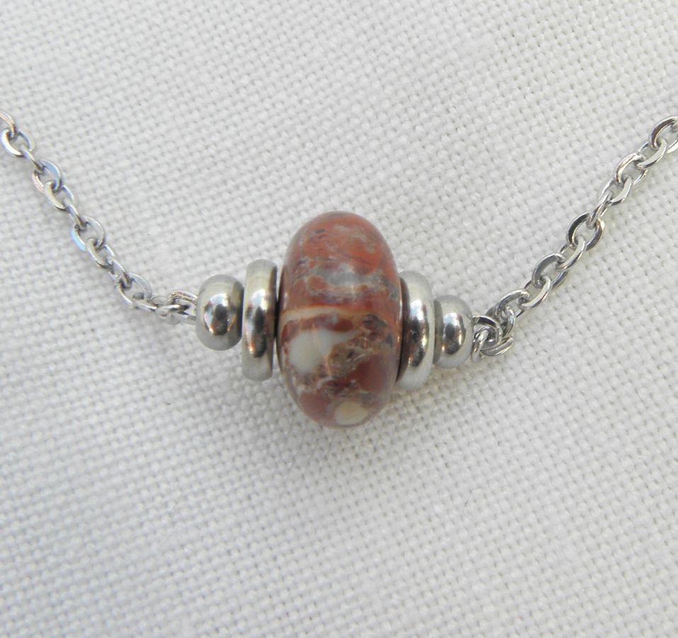 Solitaire necklace with brown round jasper stone and stainless steel beads