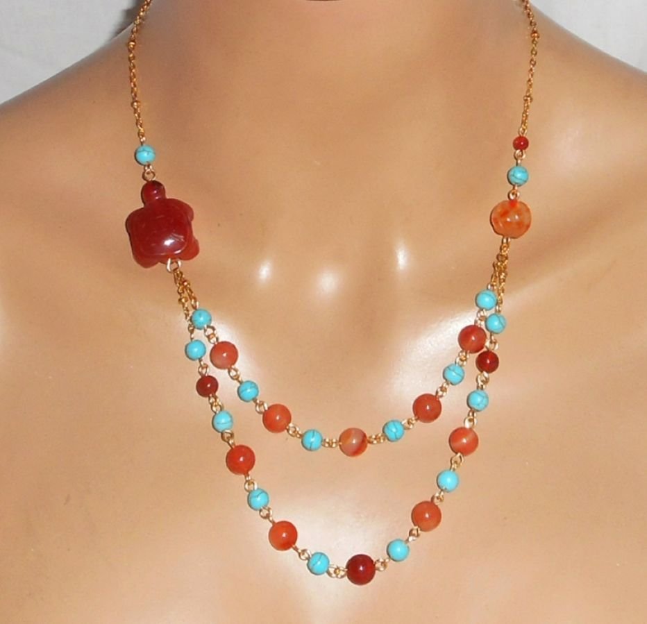 Turtle necklace with carnelian and turquoise stones 