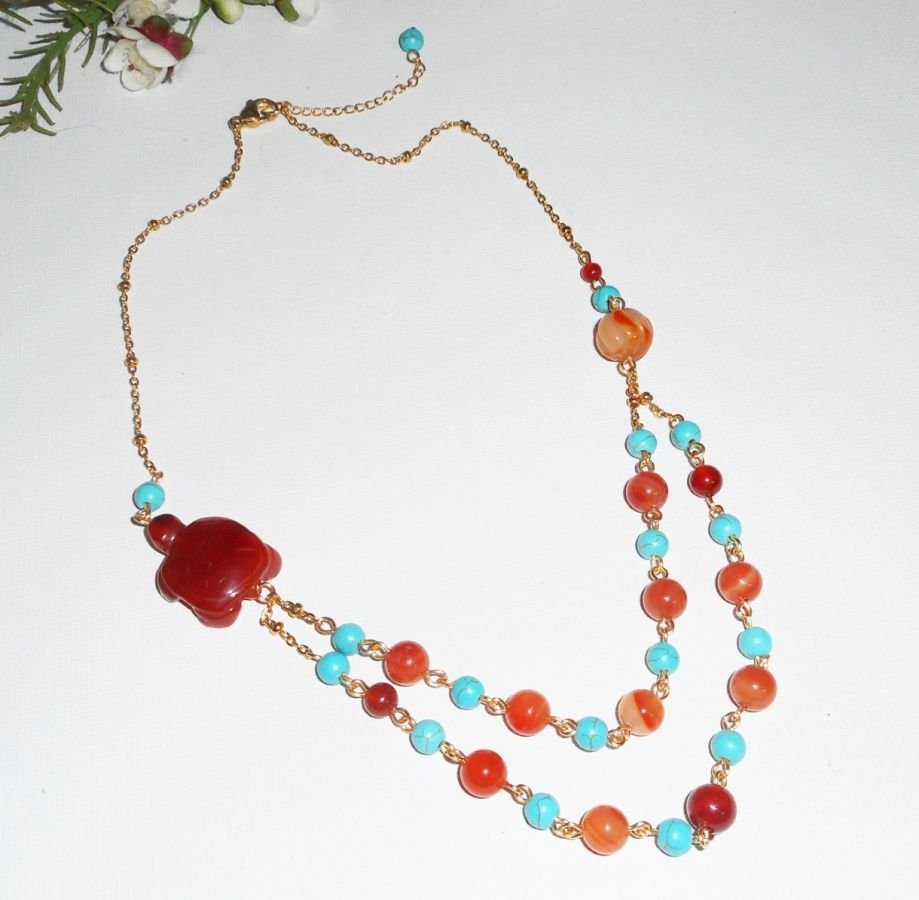 Turtle necklace with carnelian and turquoise stones 