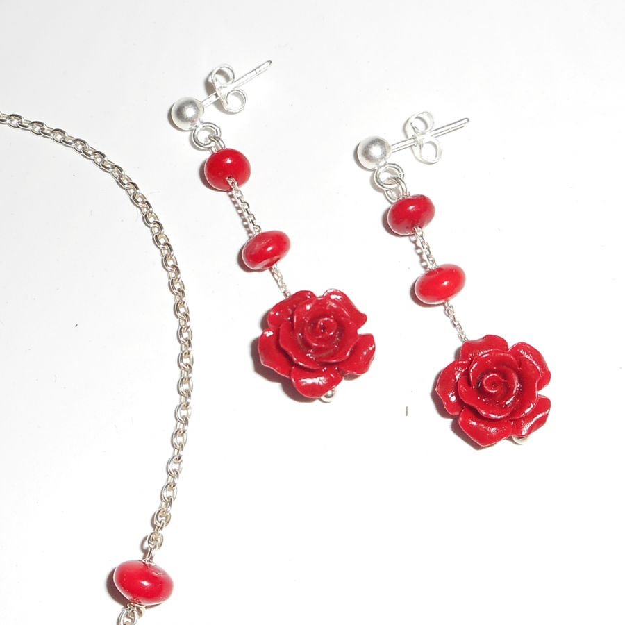 Necklace set red rose and gorgon on silver chain