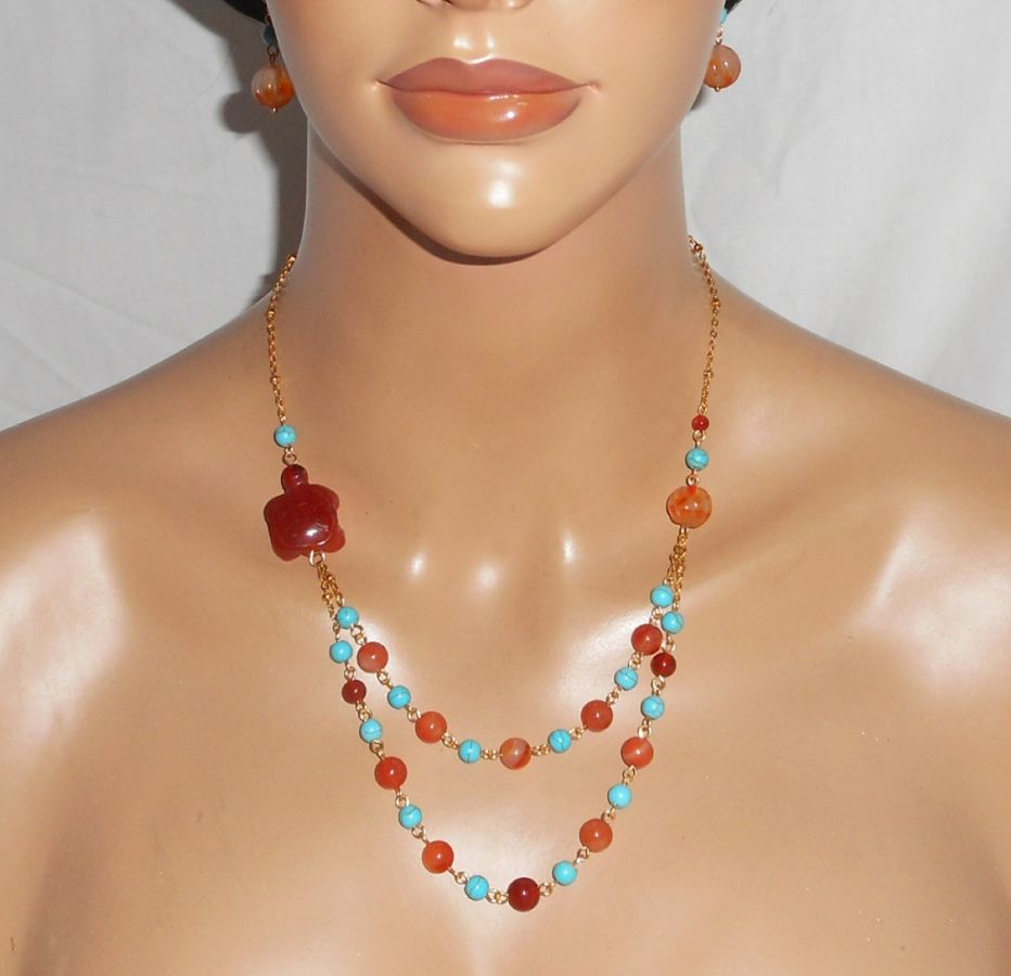 Turtle necklace set with carnelian and turquoise stones 