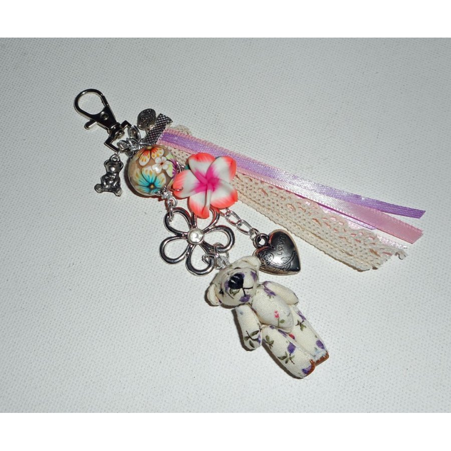 Keychain/Bear bag jewelry with multicolored floral beads and ribbons